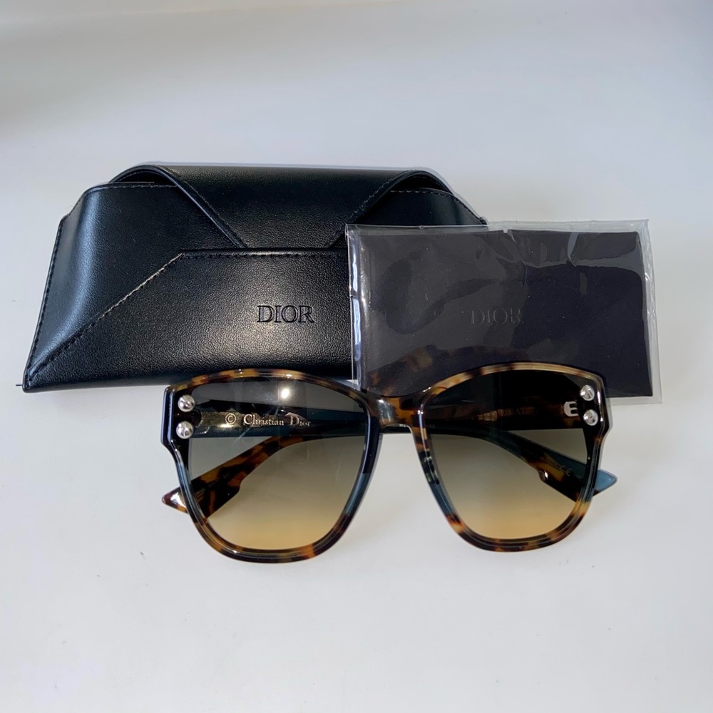 Dior sunglasses NWOT